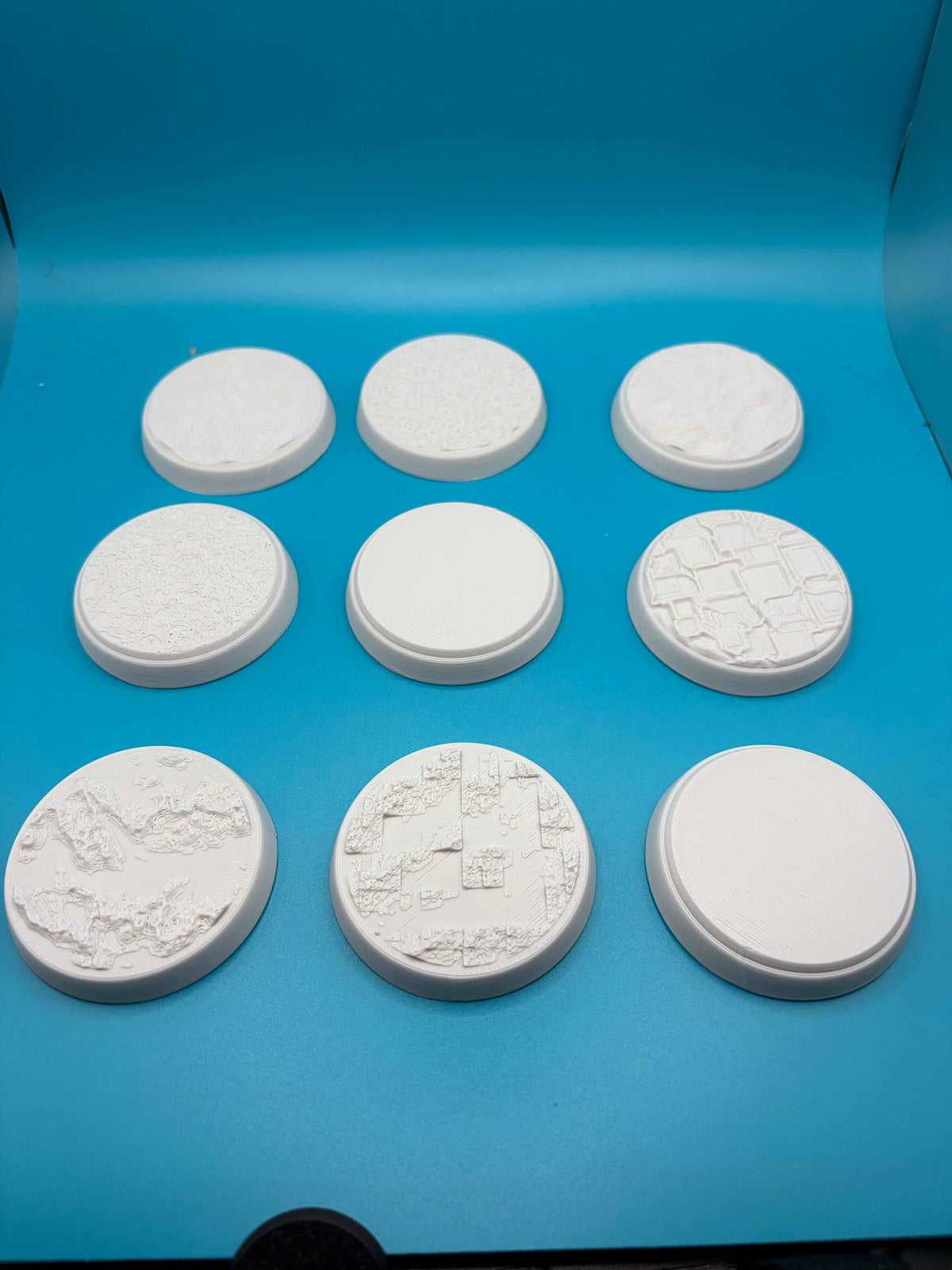 Textuered Round Bases 32mm Miniature Models Wargaming Warhammer 40K