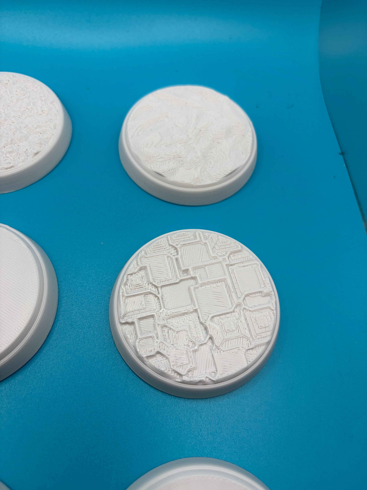Textuered Round Bases 32mm Miniature Models Wargaming Warhammer 40K