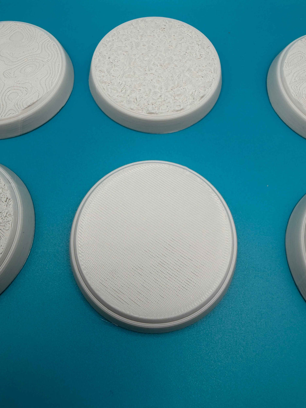 Textuered Round Bases 32mm Miniature Models Wargaming Warhammer 40K