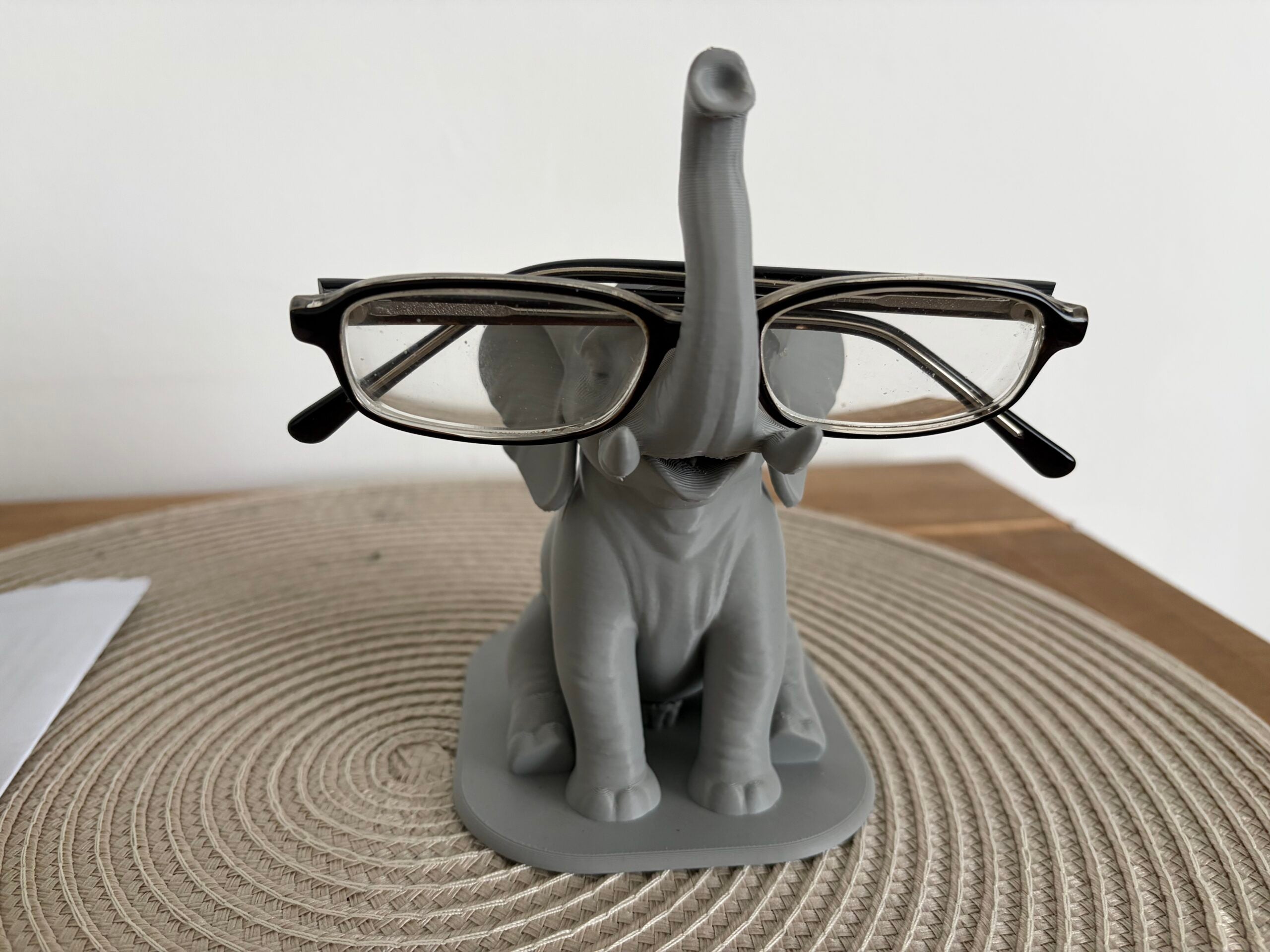 3D Printed Elephant Glasses Stand image 0