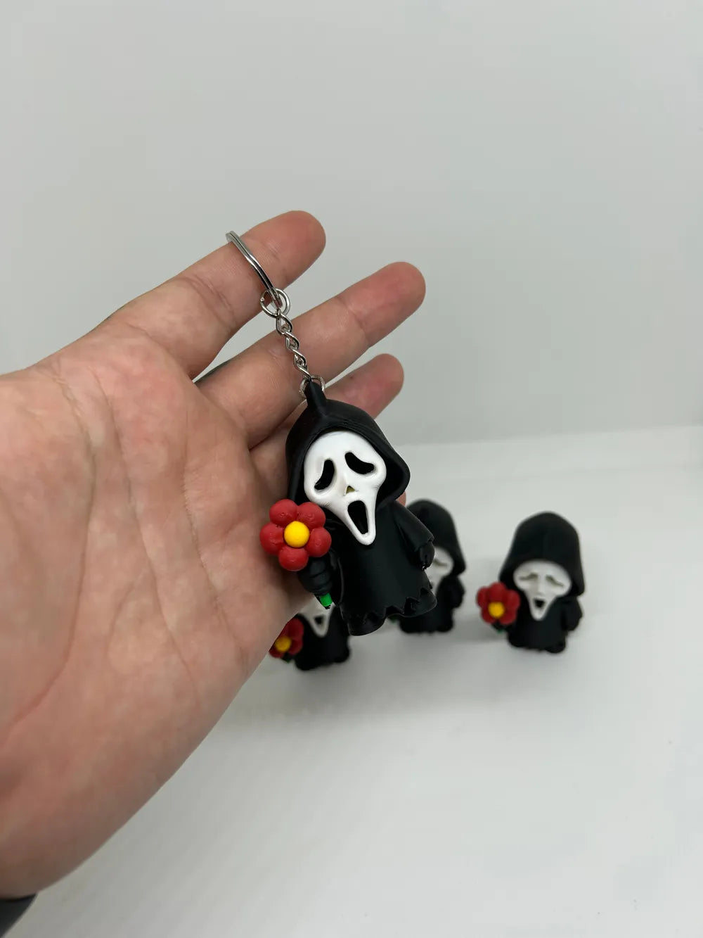 3D Printed Keyring - Romantic Ghostface