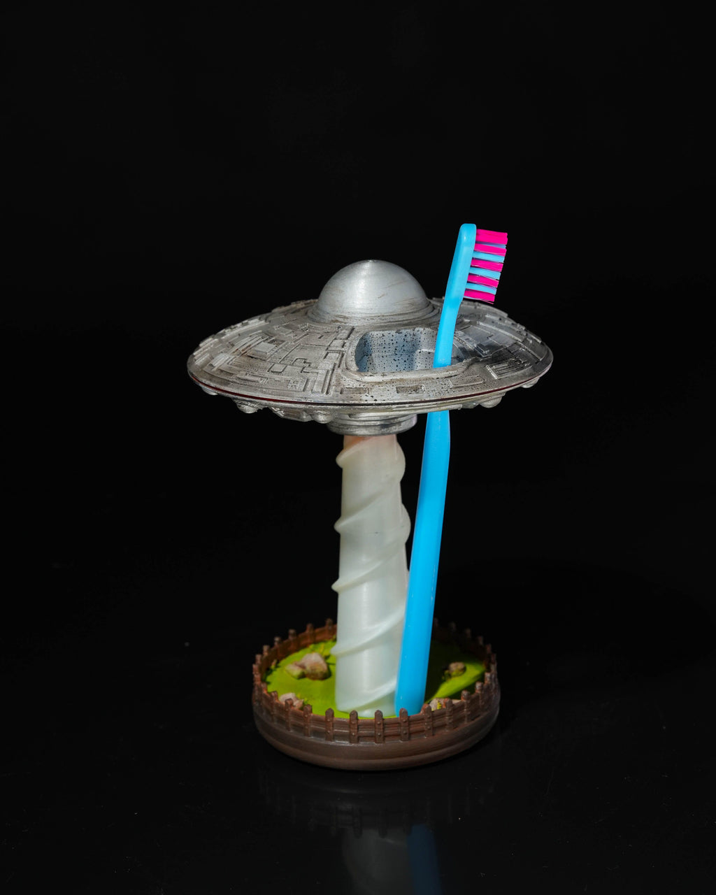 3D Printed Bathroom UFO Toothbrush Holder