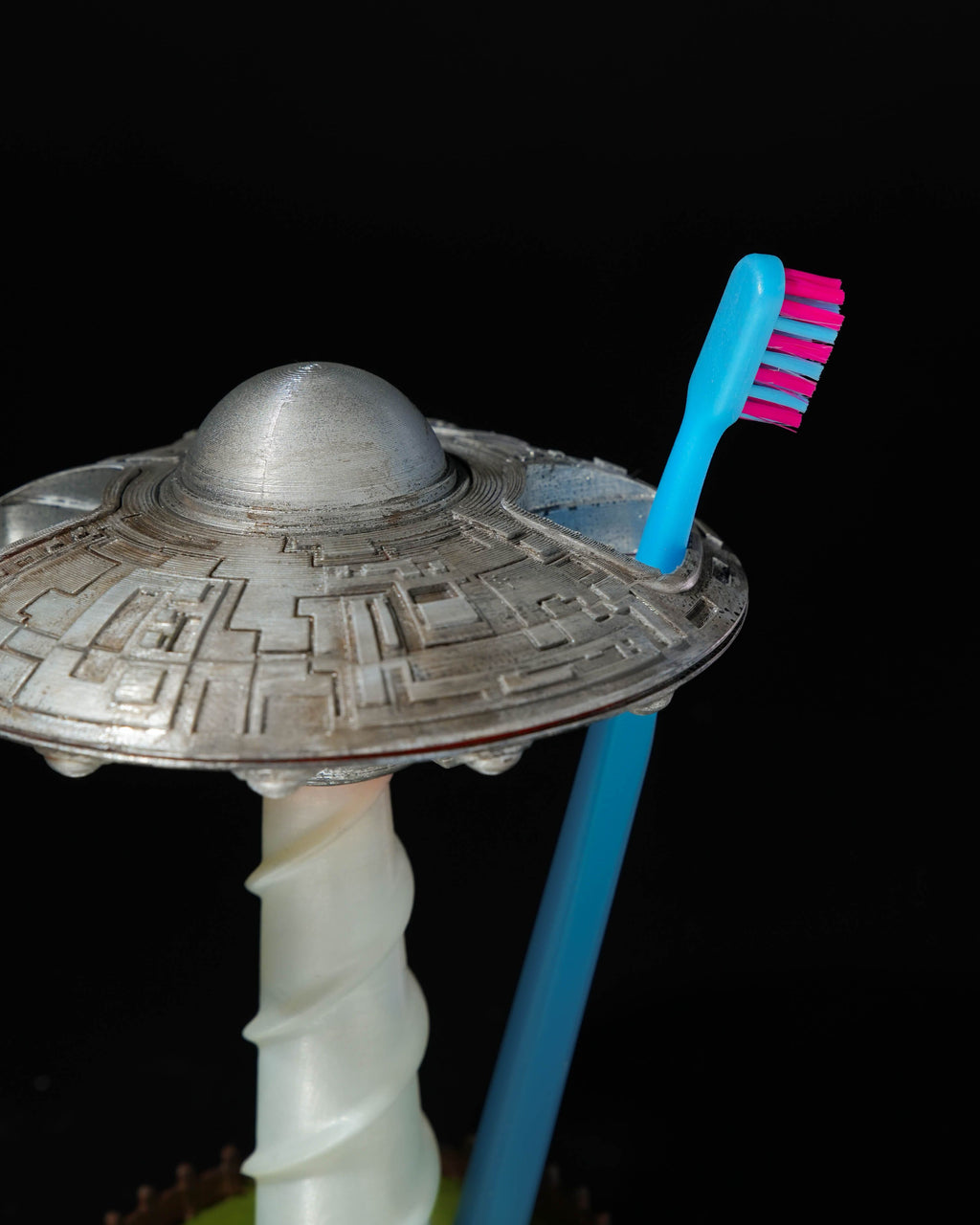 3D Printed Bathroom UFO Toothbrush Holder