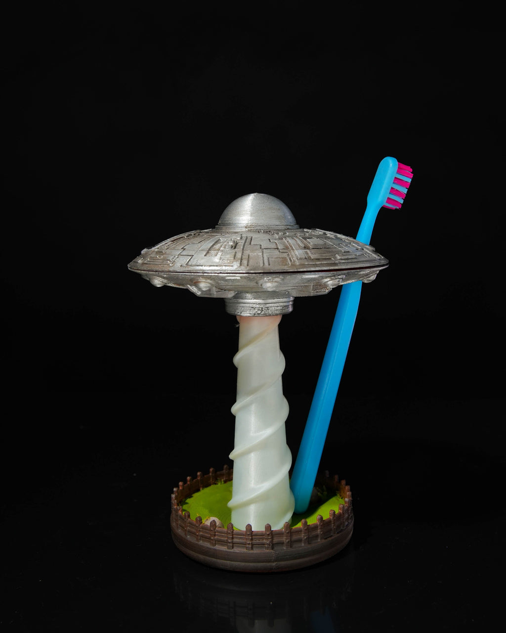 3D Printed Bathroom UFO Toothbrush Holder