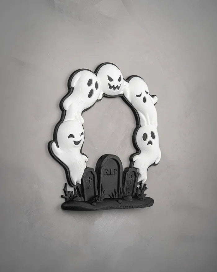 3D Printed Halloween Ghost Arch - Wreath