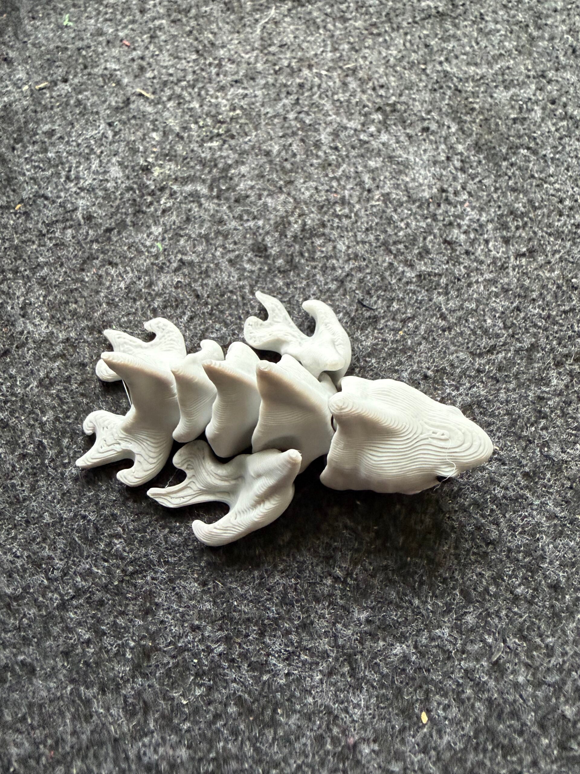 3D Printed Articulated Animal Toy Shark – Flexible Fidget Figures image 0