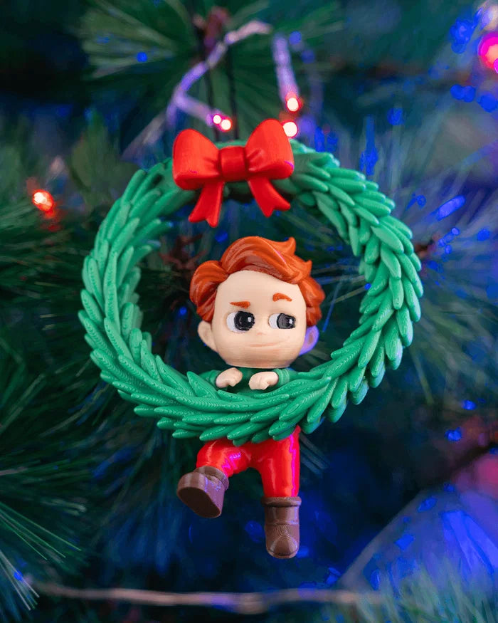 3D Printed Christmas Model Toy - MiniMe: Wreath Climber image 0