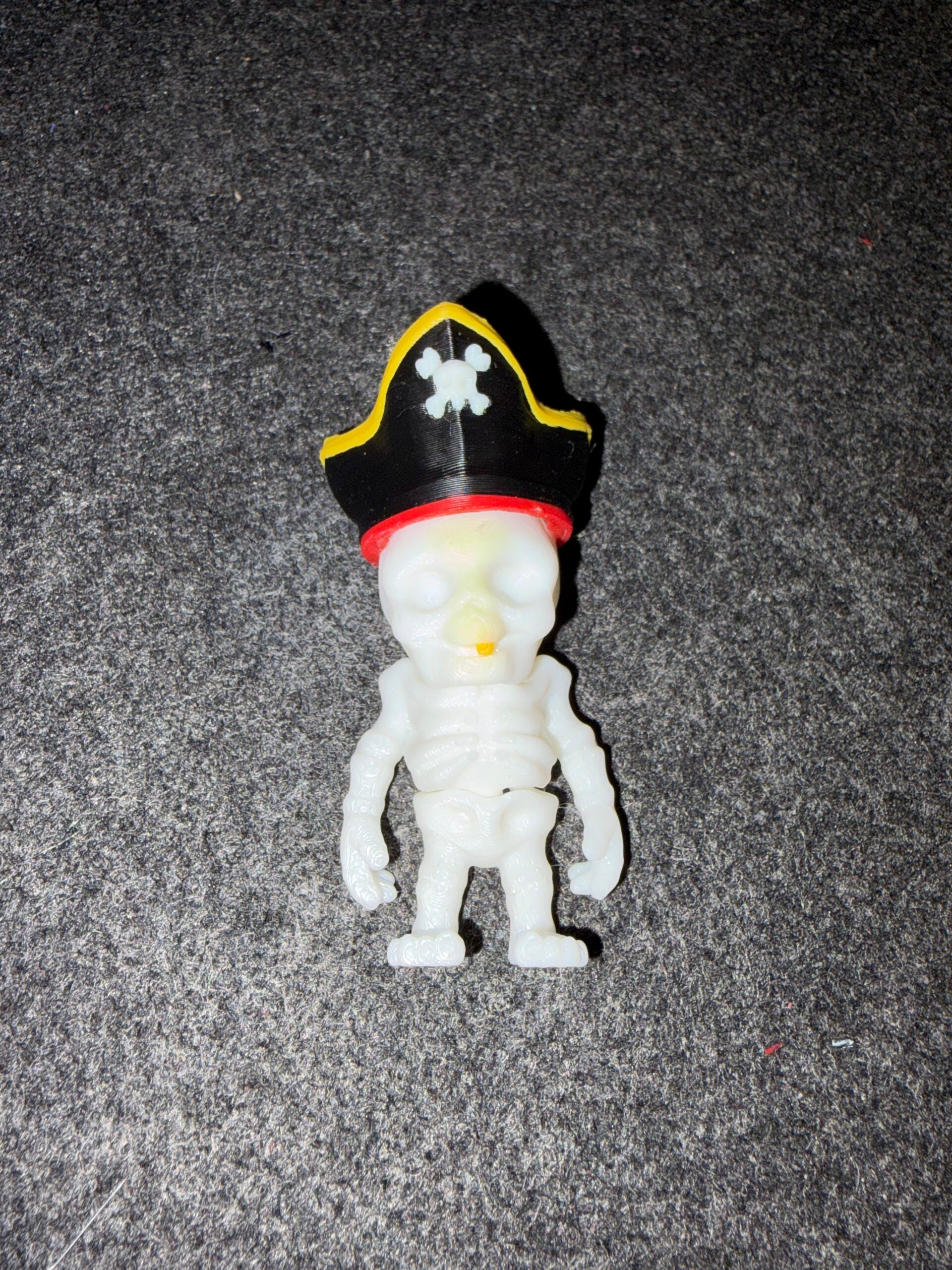 3D Printed Fidget Toy - Articulated Flexi Pirate Skeleton image 0