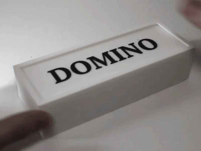 3D Printed Domino Set with Storage Box